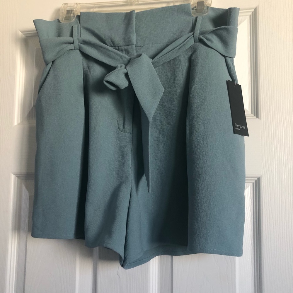 Paper bag shorts